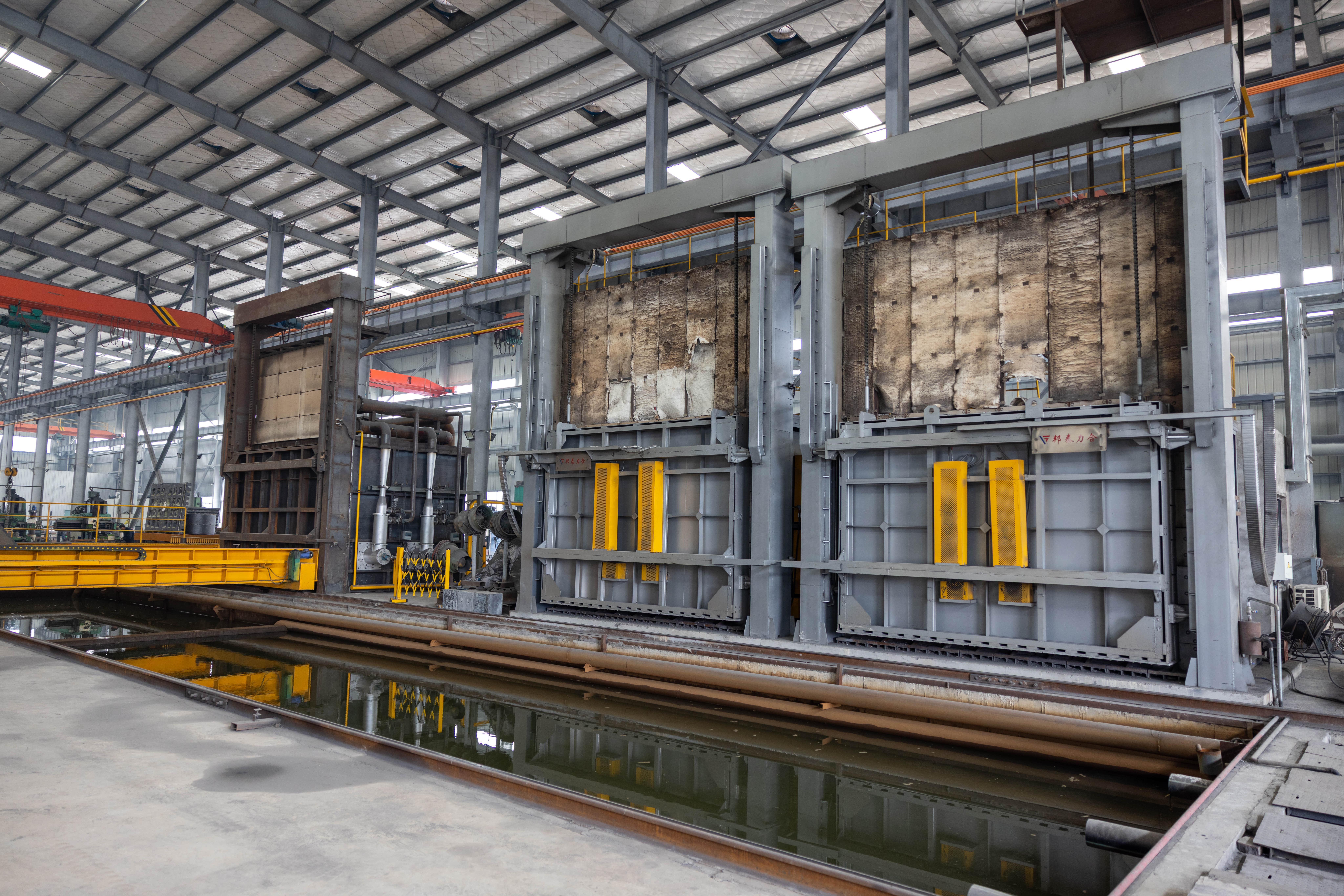 Heat treatment of crusher wear parts at GUBT