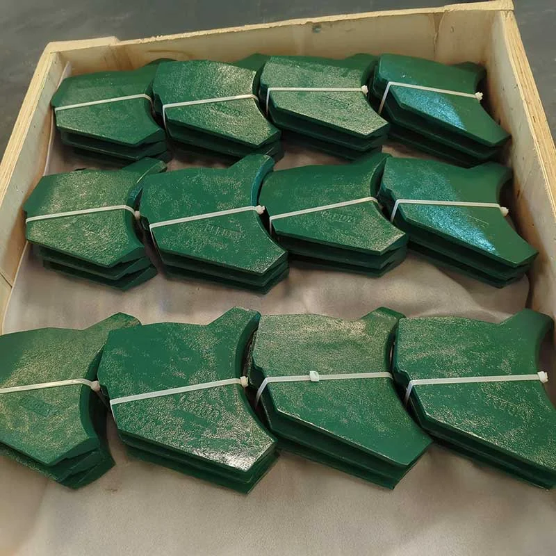 GUBT upper and lower wear plates for vertical shaft impact crushers